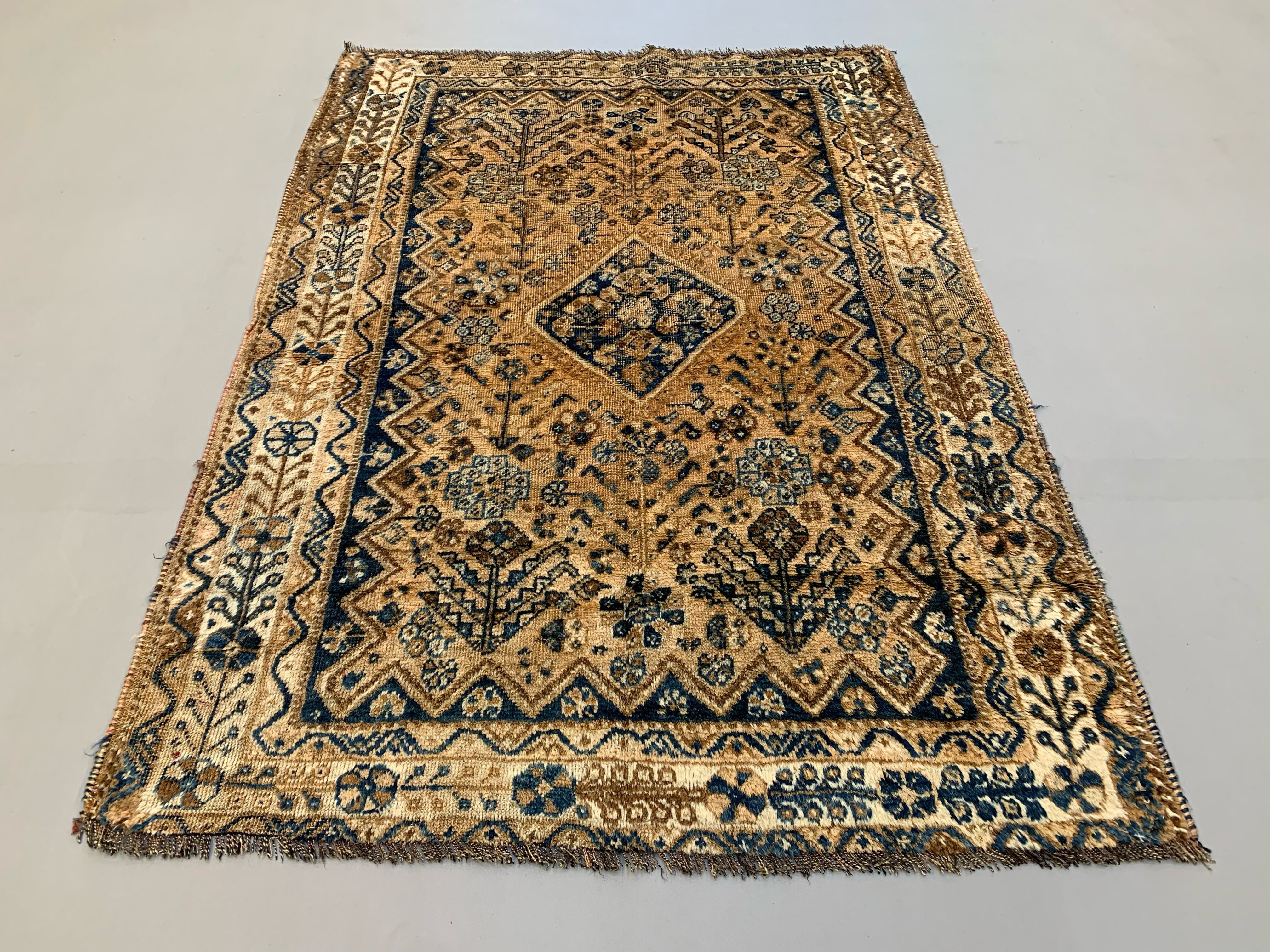 Tribal rug 160x114 cm