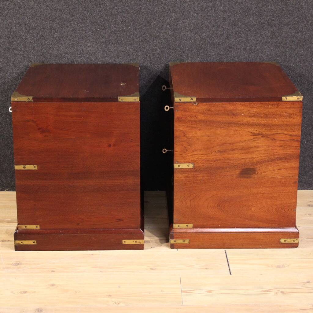 Paire de tables de chevet de style naval anglais du 20e siècle