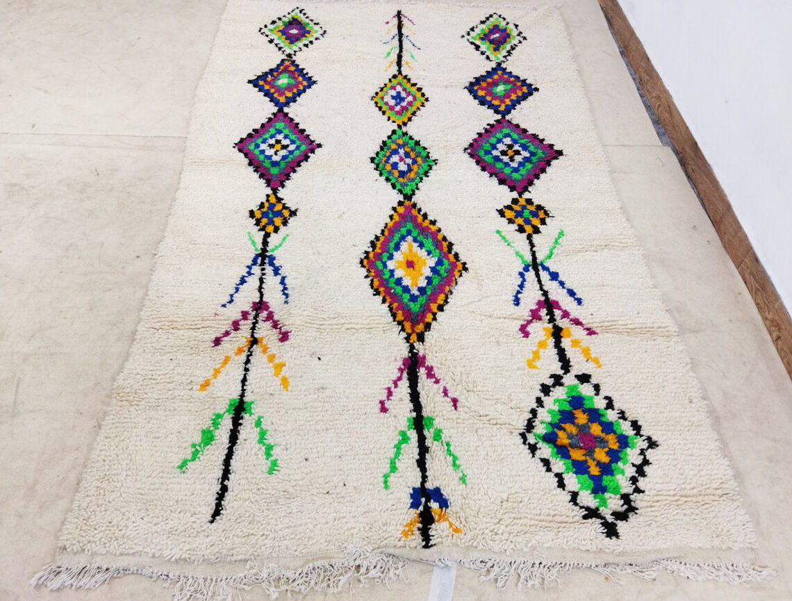 Moroccan berber rug 270x160cm