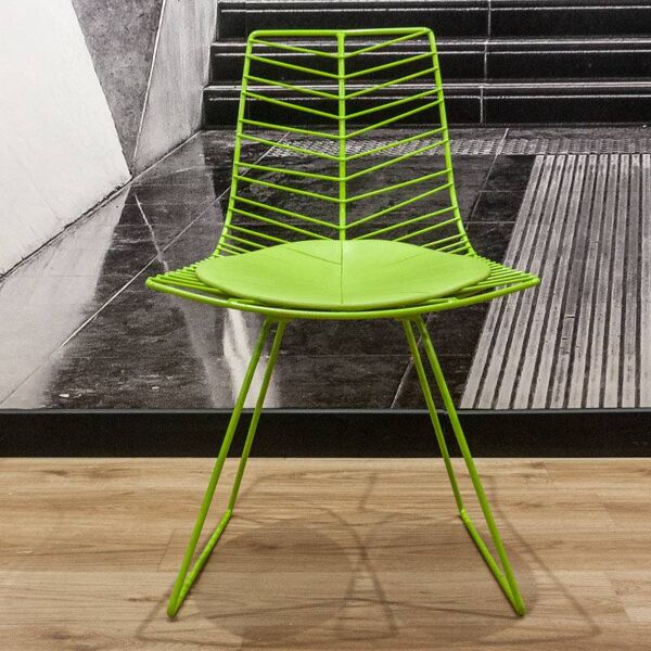 Chaise luge Leaf de chez ARPER verte