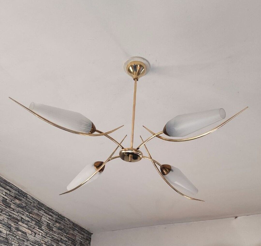 Chandelier with two vintage wall lamps house Lunel 1960