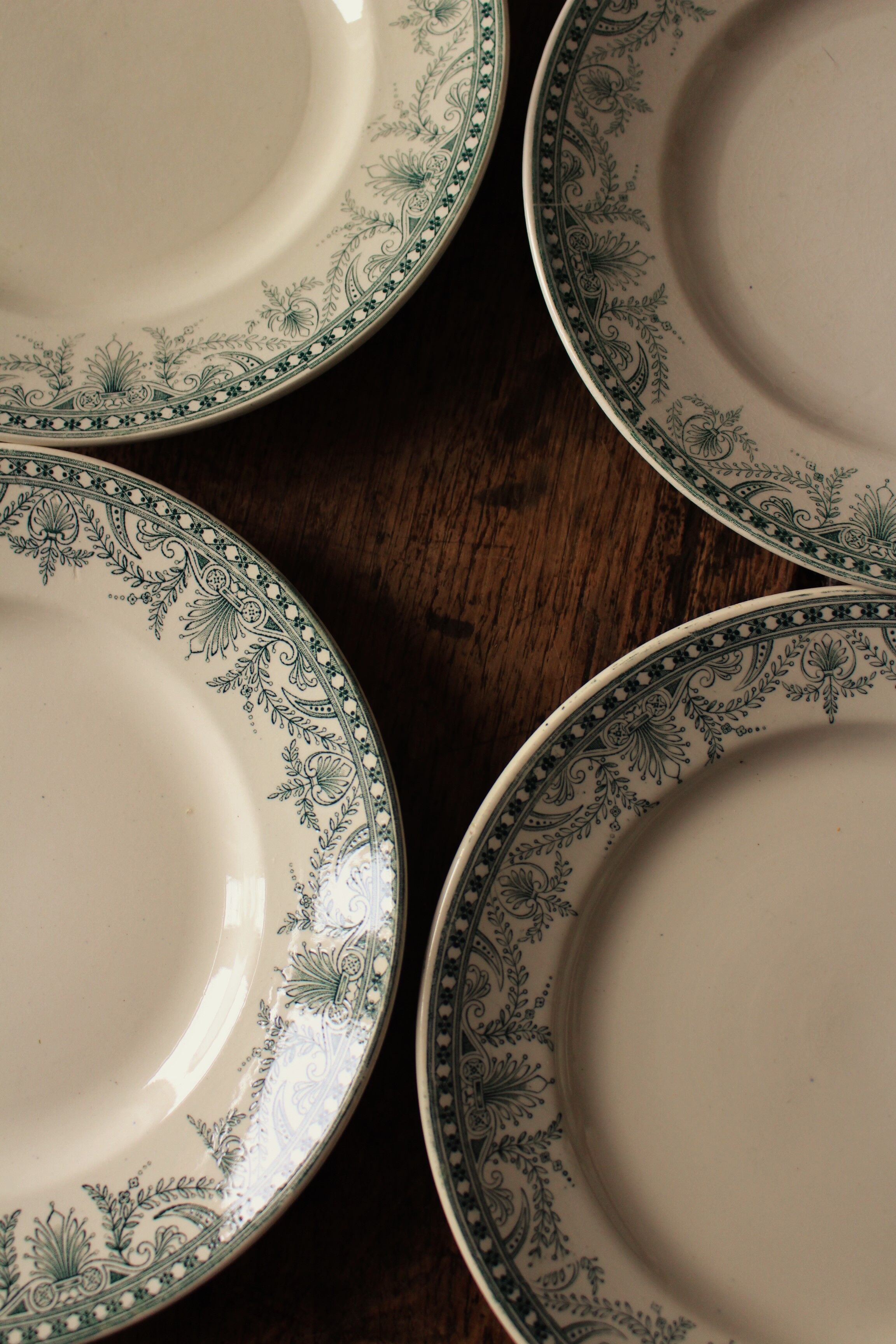 Lot 8 flat plates Green Iron Land Wilbur Mill of Wolves Hamage