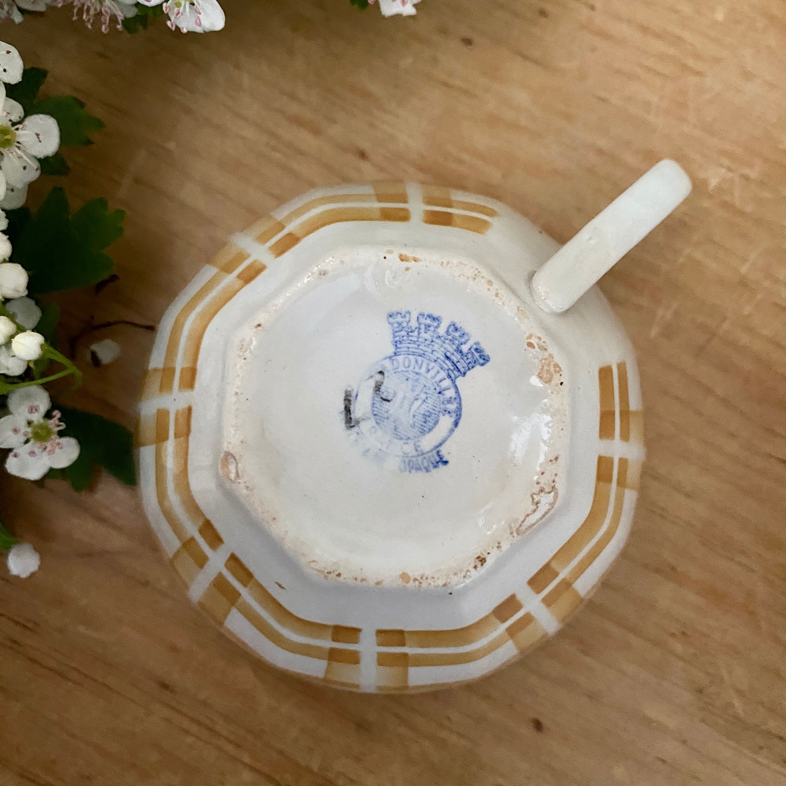 Set of 4 antique coffee cups in opaque porcelain from Badonvillier