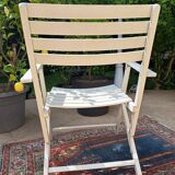 Vintage white wooden garden furniture
