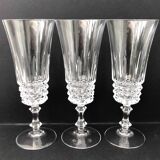 6 Arques crystal champagne flutes