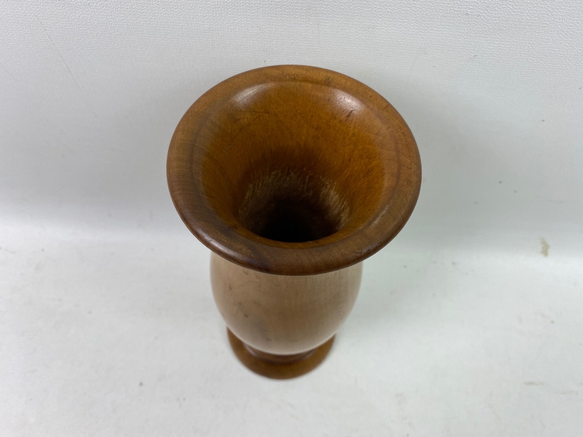 Light wooden vase 20cm