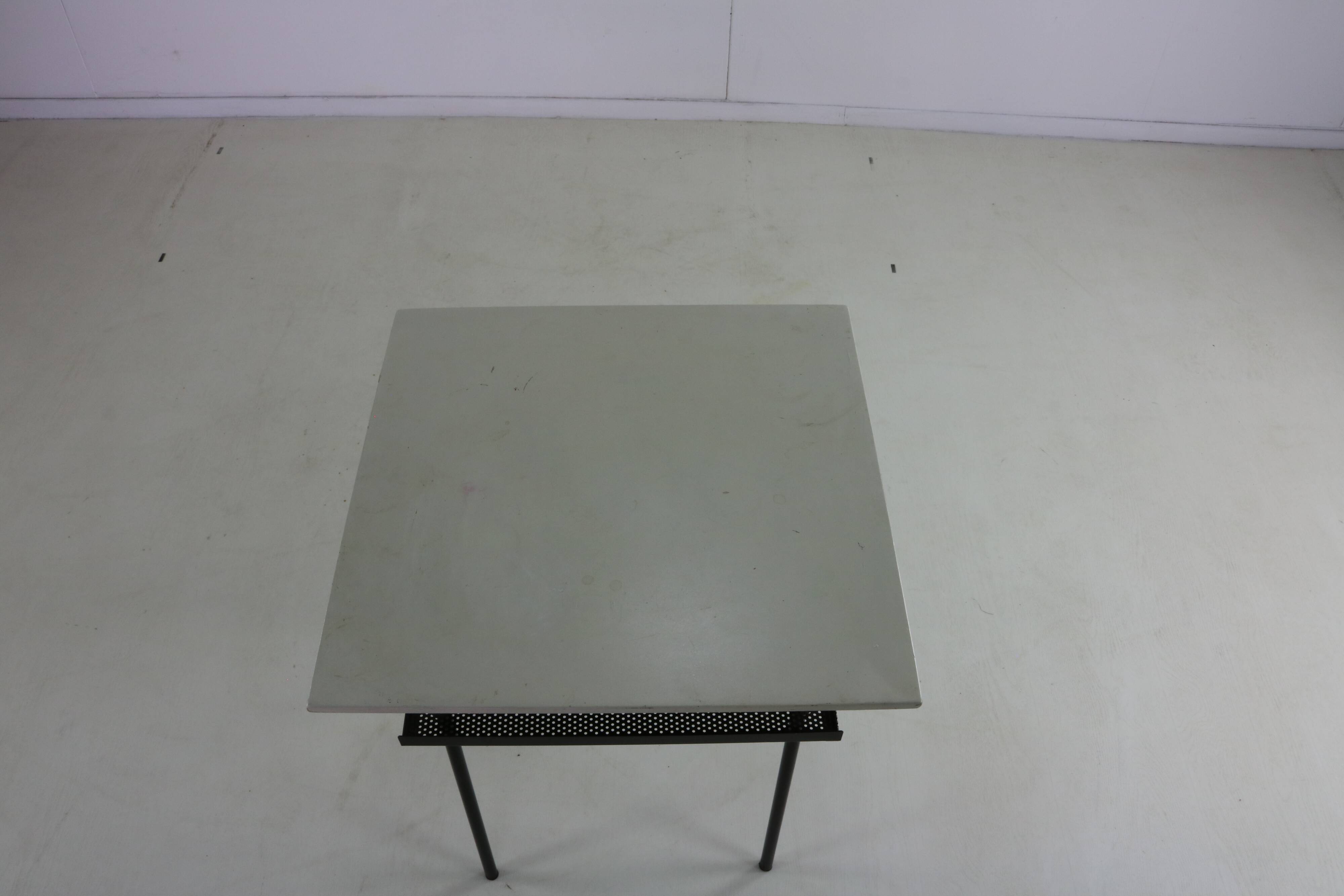 Fifties bed side table by Wim Rietveld for Auping Holland