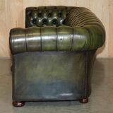 Chesterfield sofa in renovated leather, Regency style from the 1950s.