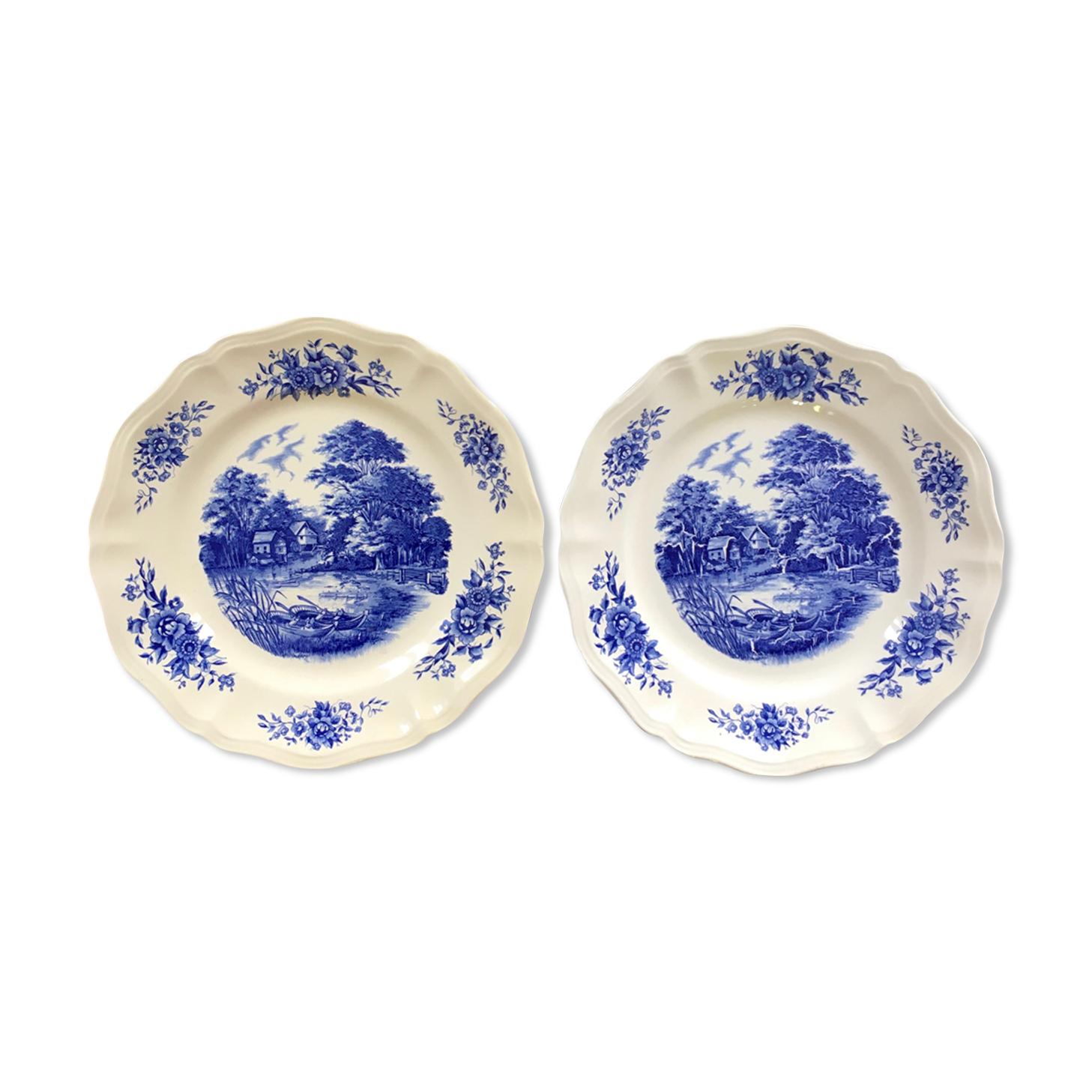 Set of 2 Romantic blue decorative plates