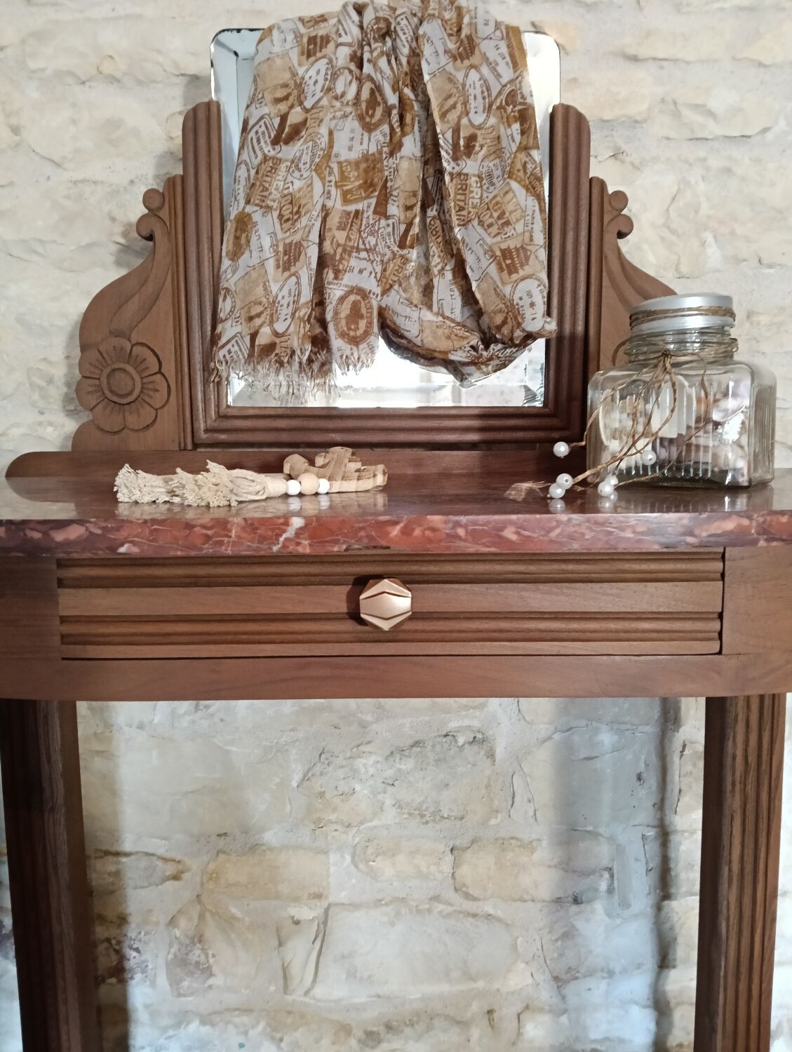 Art Deco Hairdresser