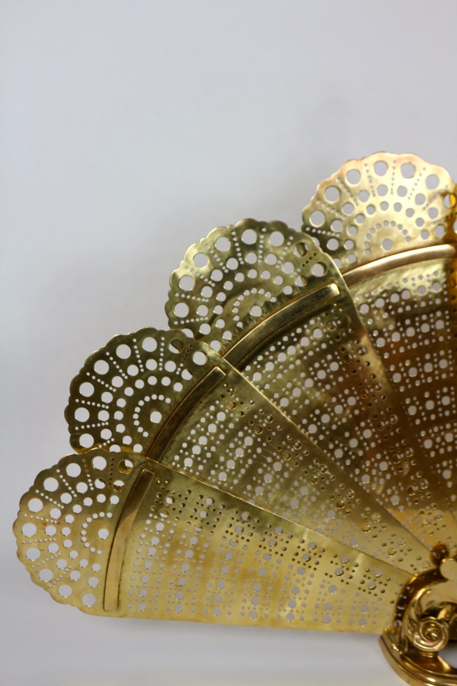 Fireplace peacock tail effect vintage, brass