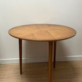 Tripod coffee table