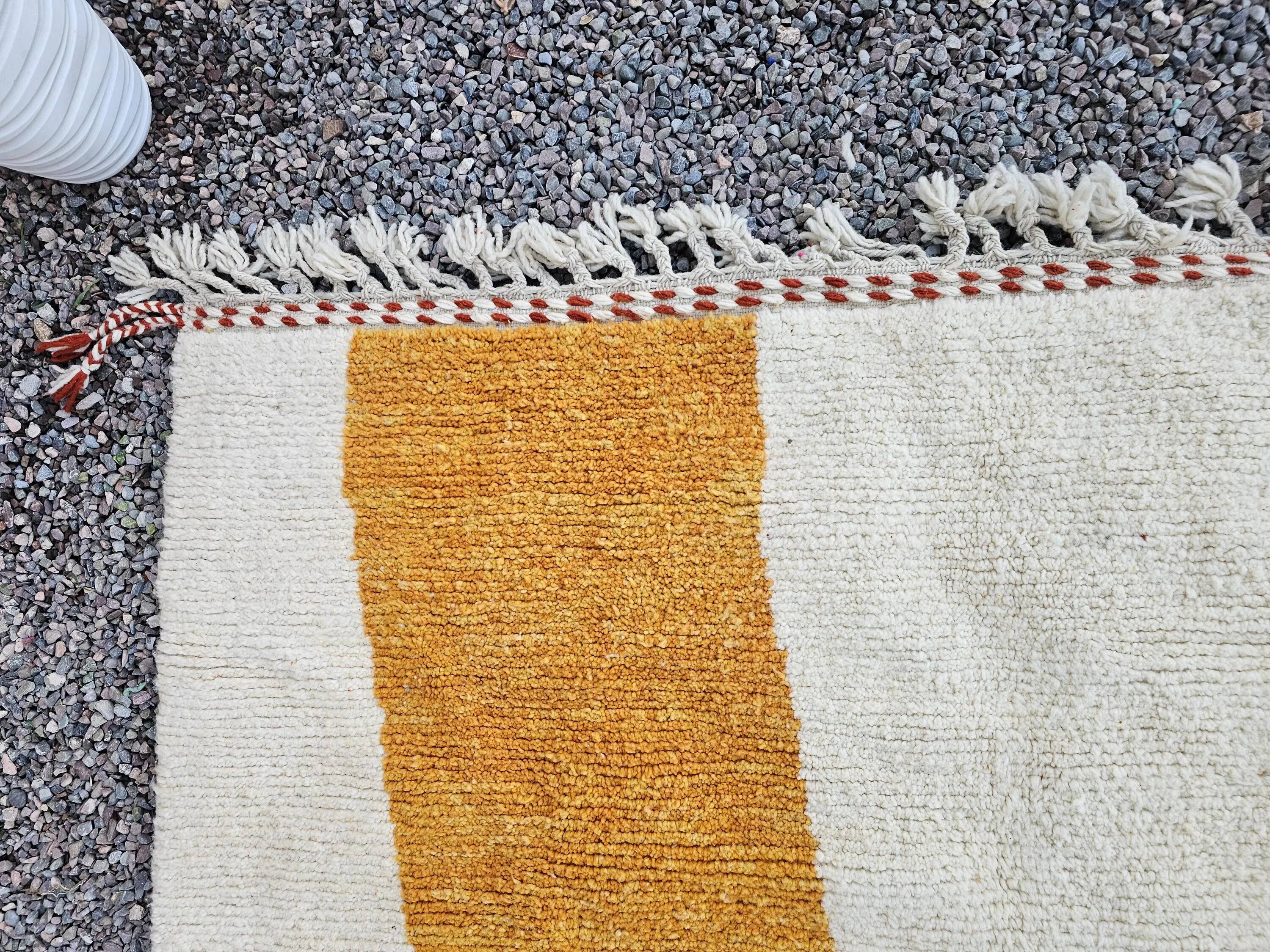 Authentic Berber rug in pure wool 2.5x1.5 m