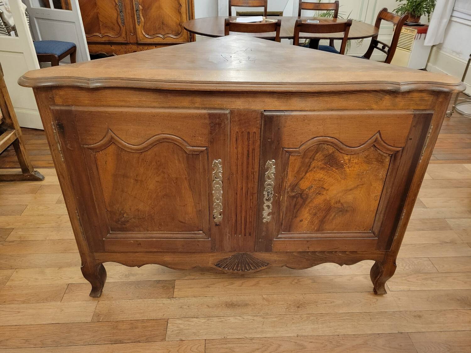 Louis XV corner sideboard