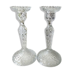 Paire de Bougeoirs flambeaux/Verrerie - motifs