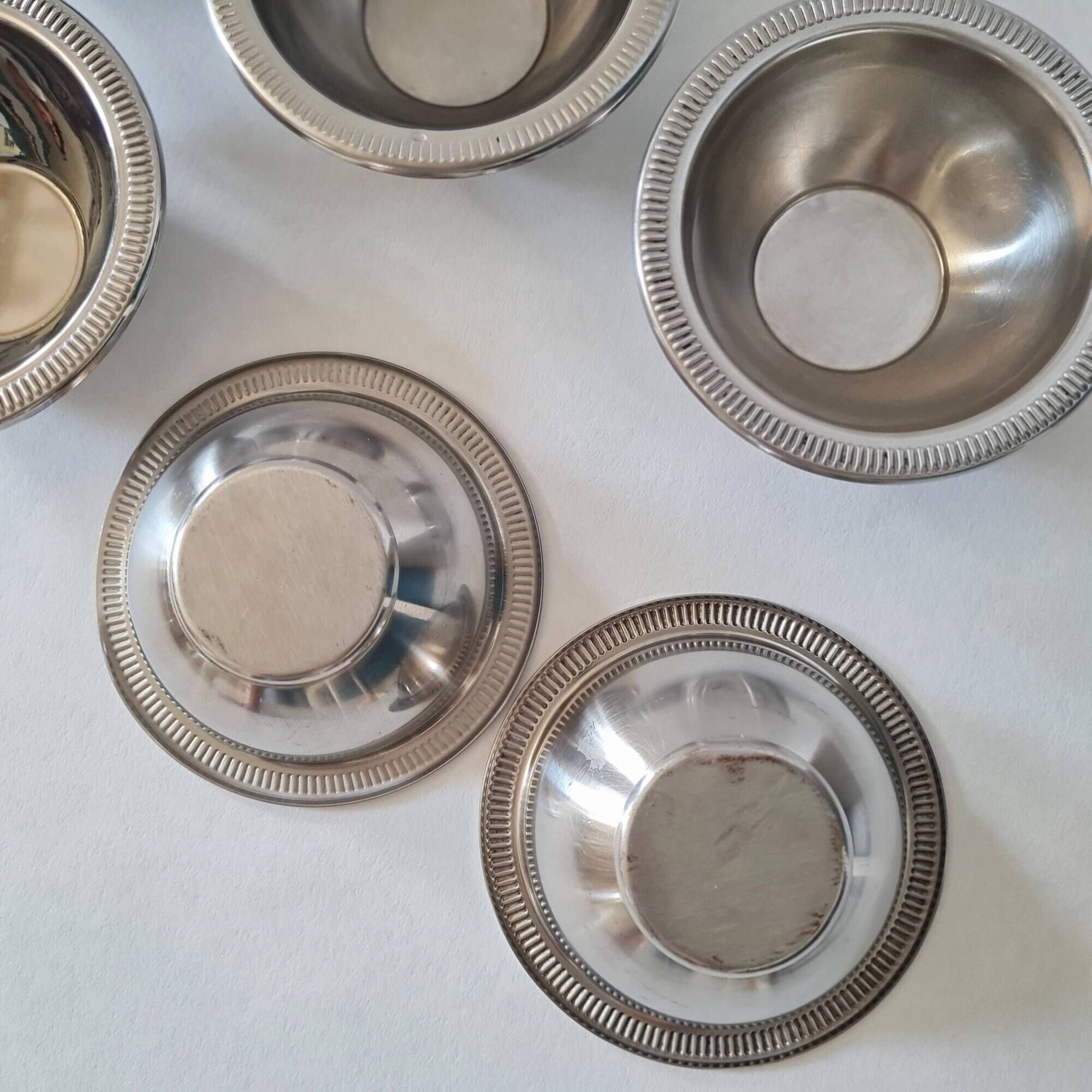 Set of 6 small vintage stainless steel bowls.