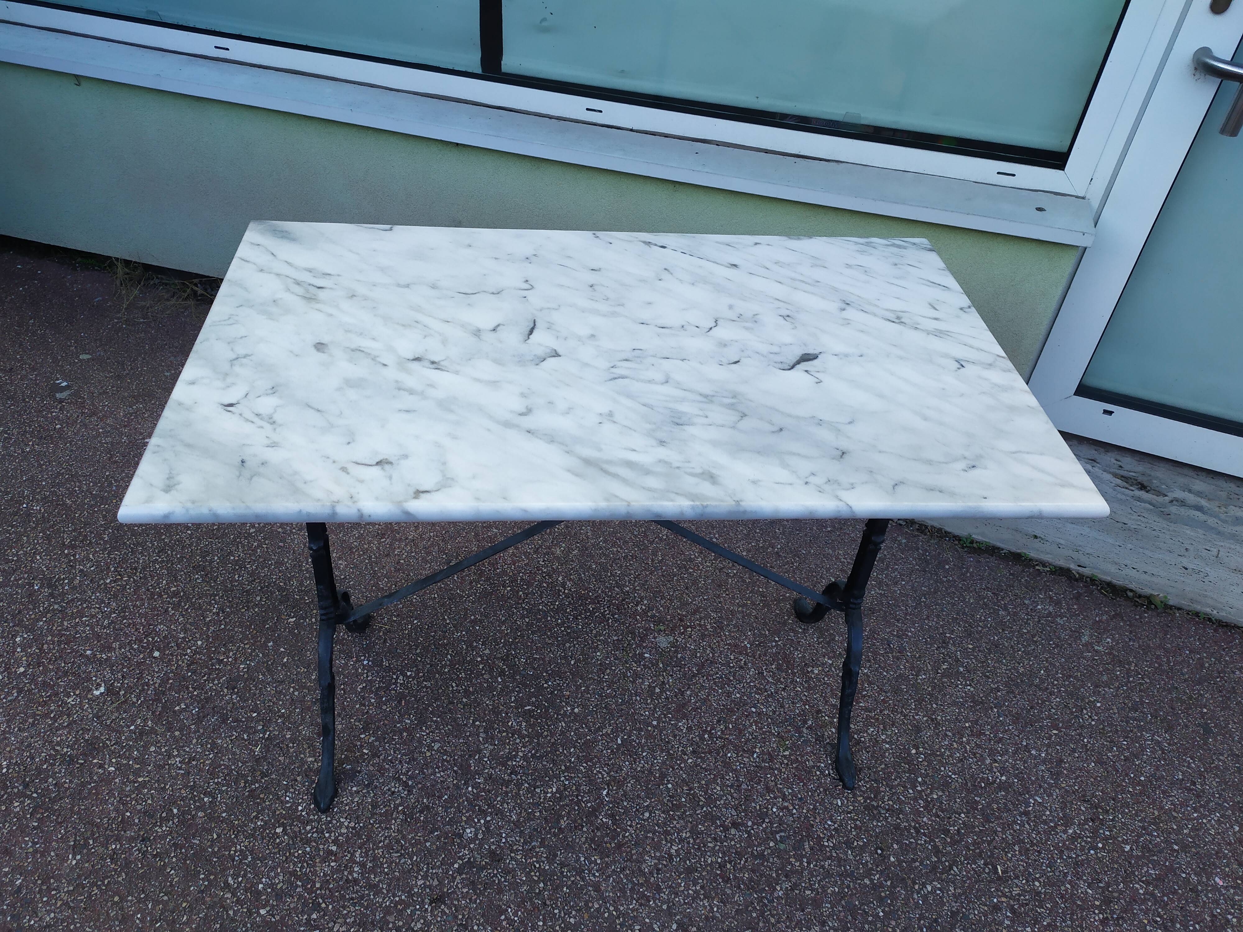 Marble bistro table