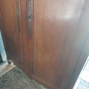 Armoire provençale style Louis XV