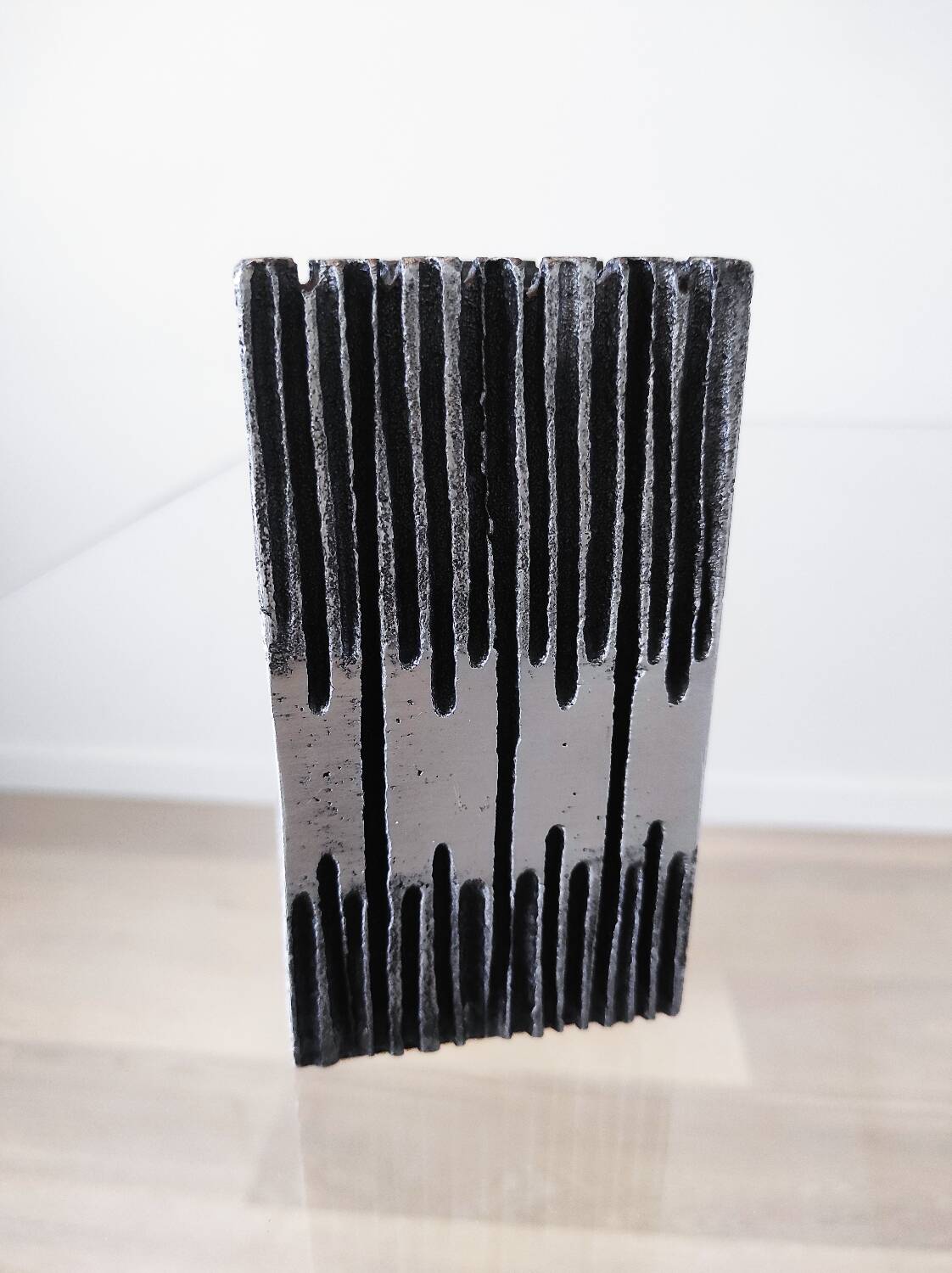 Brutalist vase, 60s.