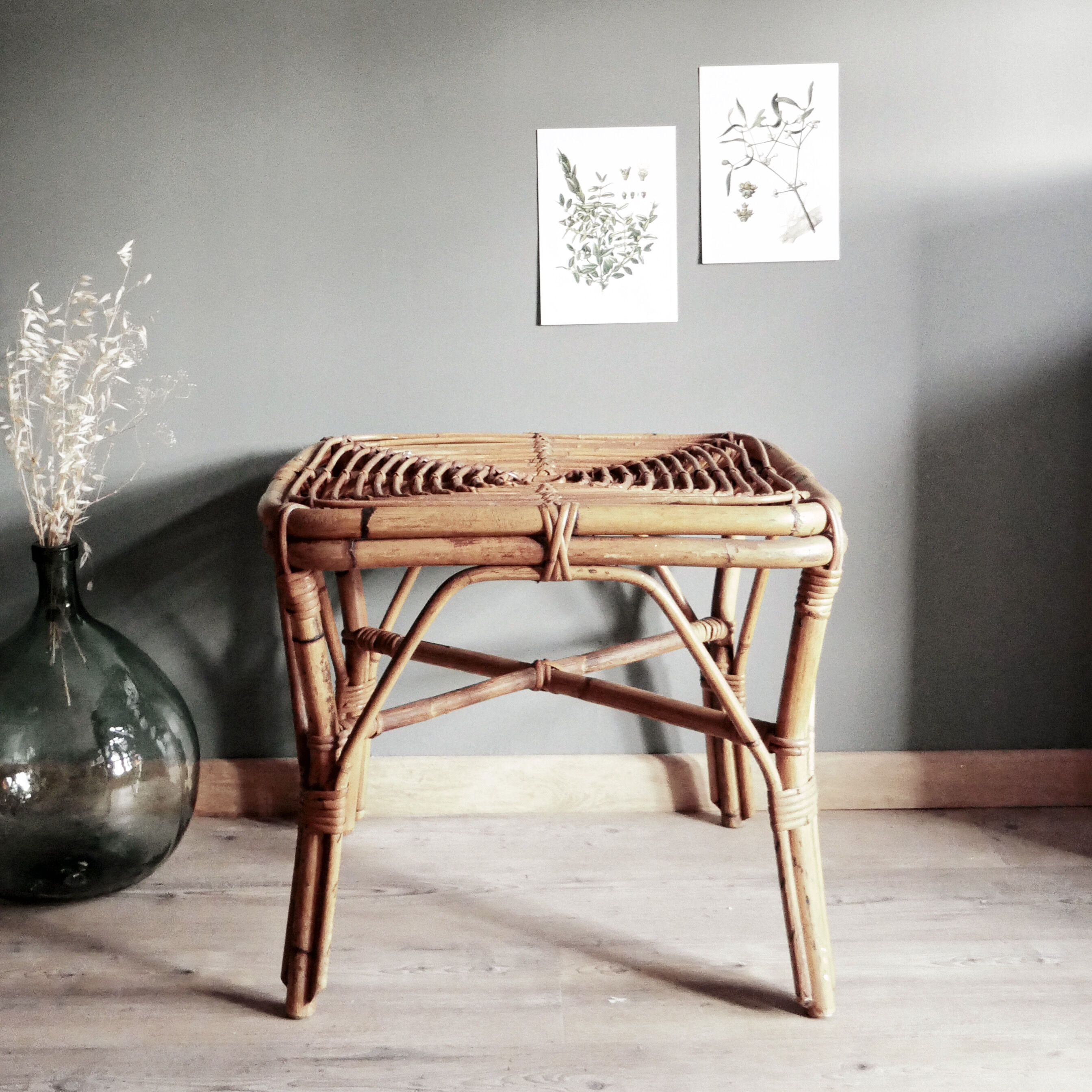 Rattan table