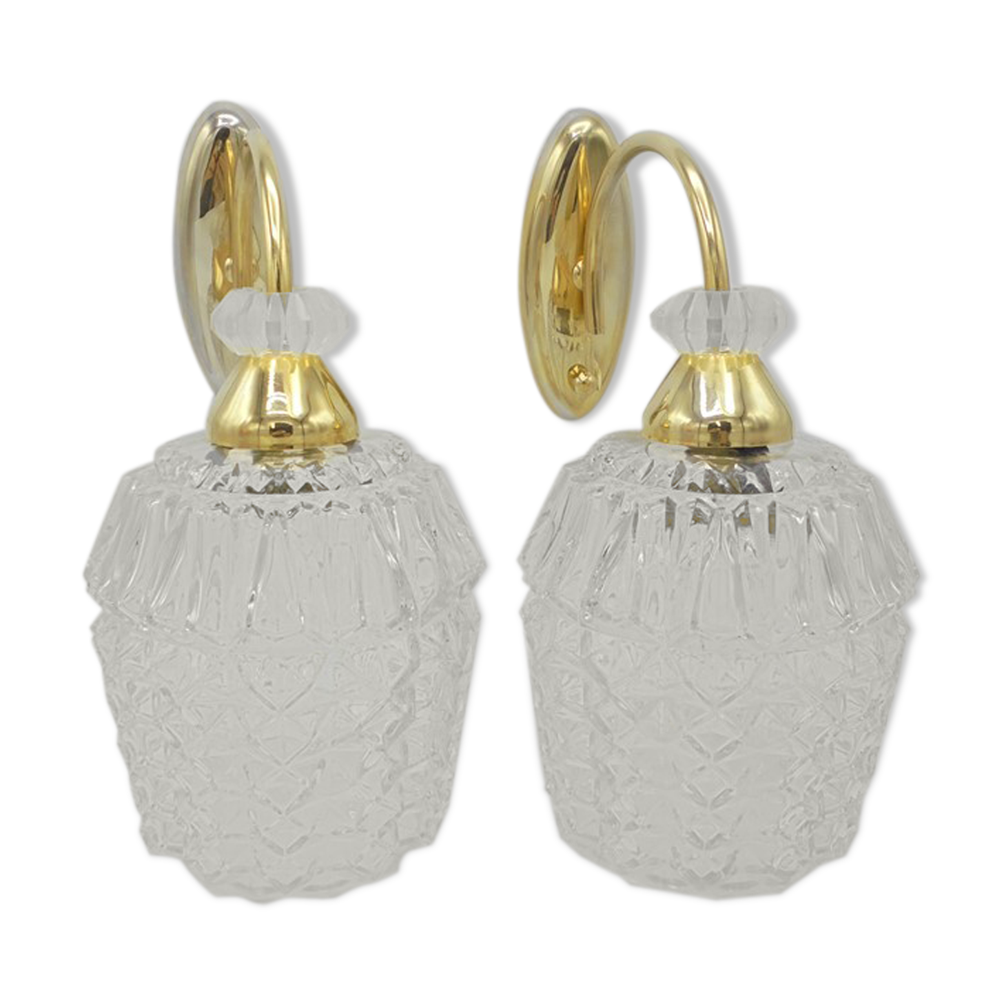 Pair of wall sconces