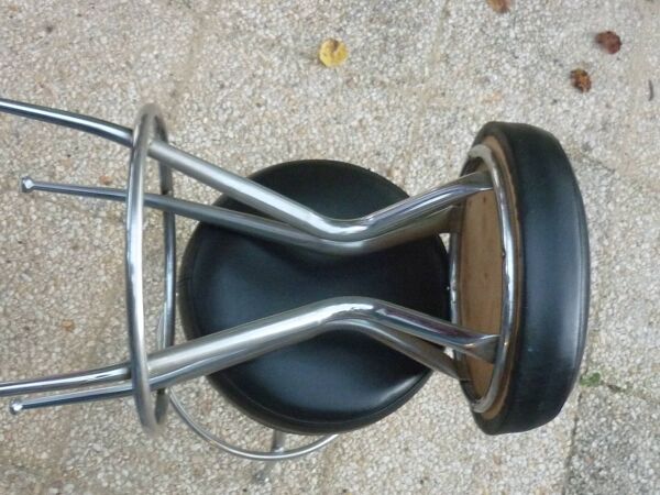 Tabouret d’atelier skaï noir