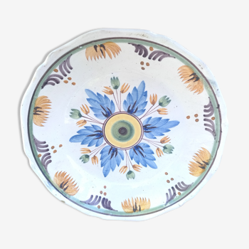 Assiette en porcelaine