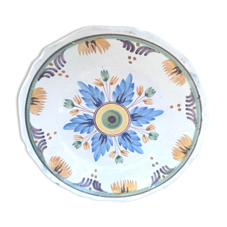 Assiette en porcelaine