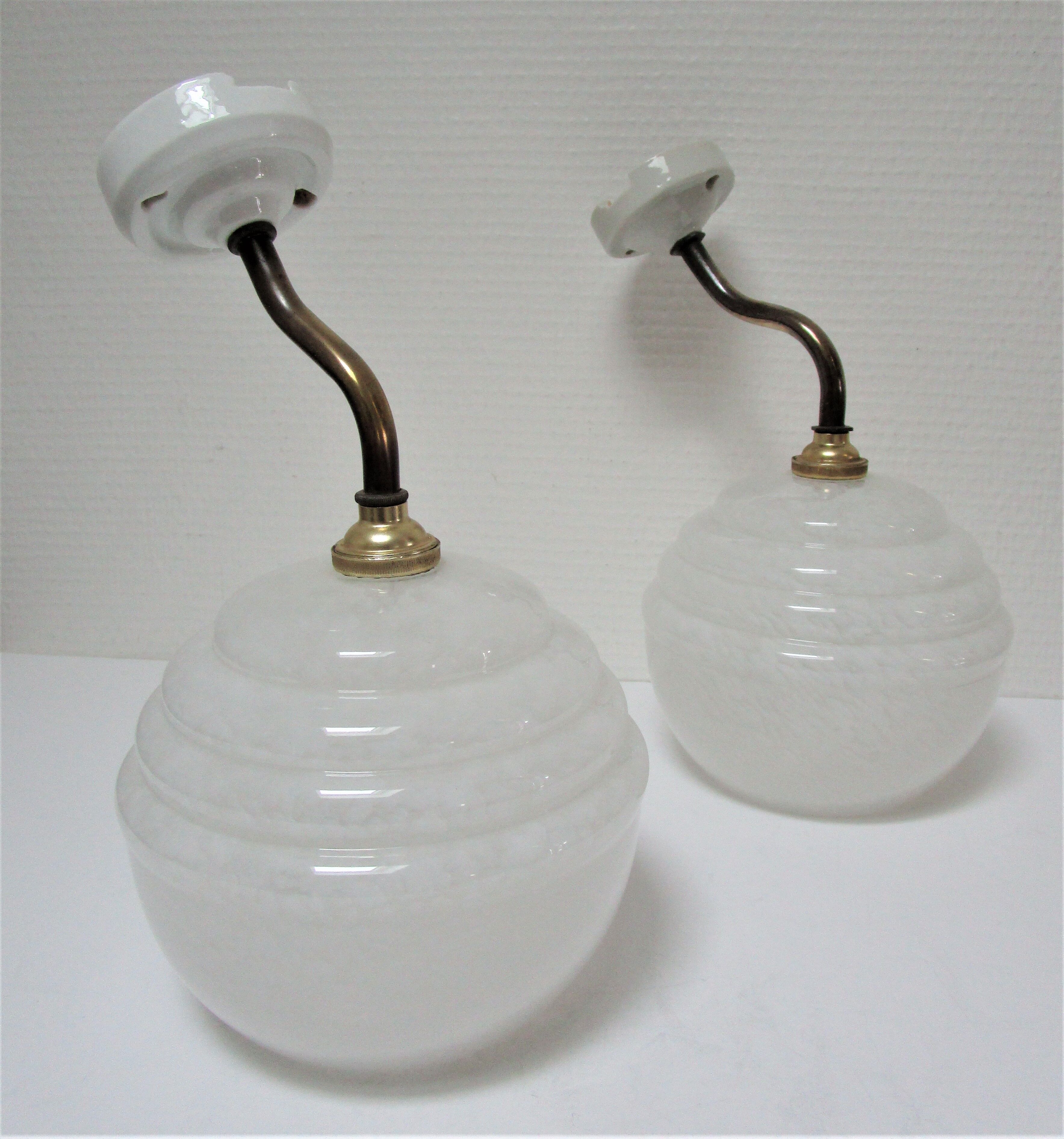 Pair of porcelain sconces brass glass of clchy white art deco