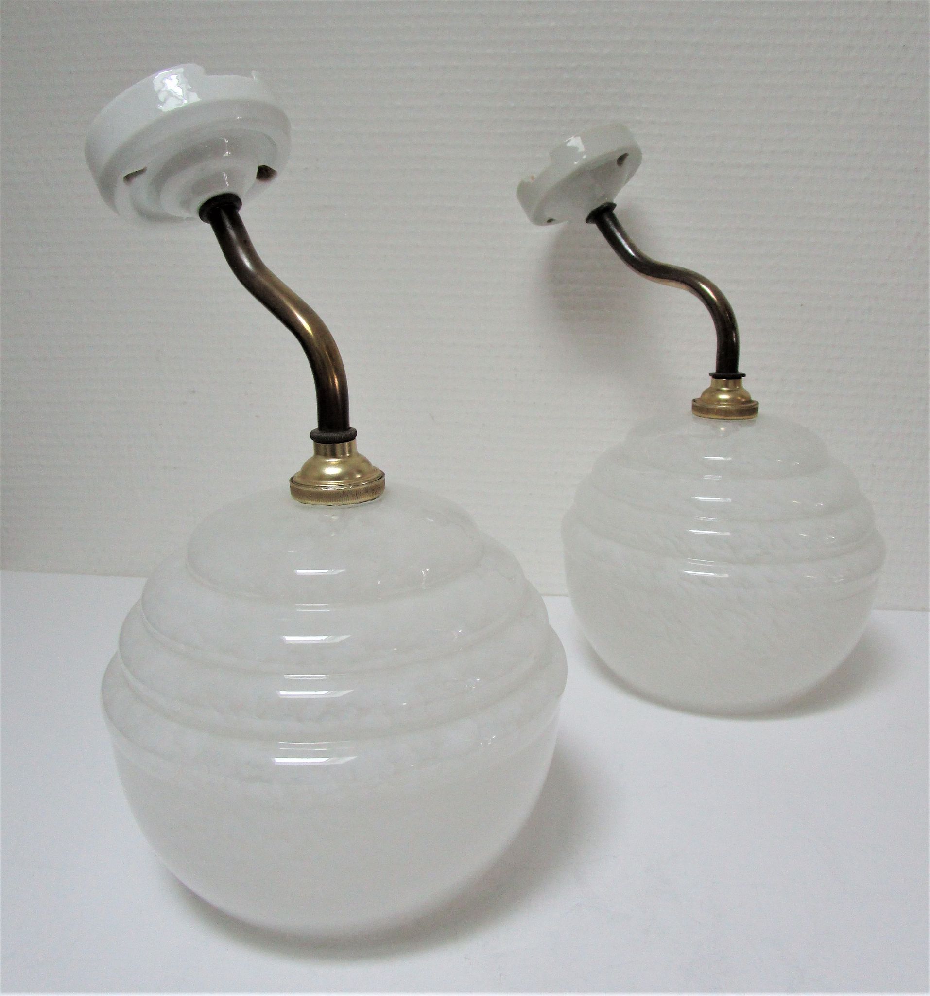 Pair of porcelain sconces brass glass of clchy white art deco