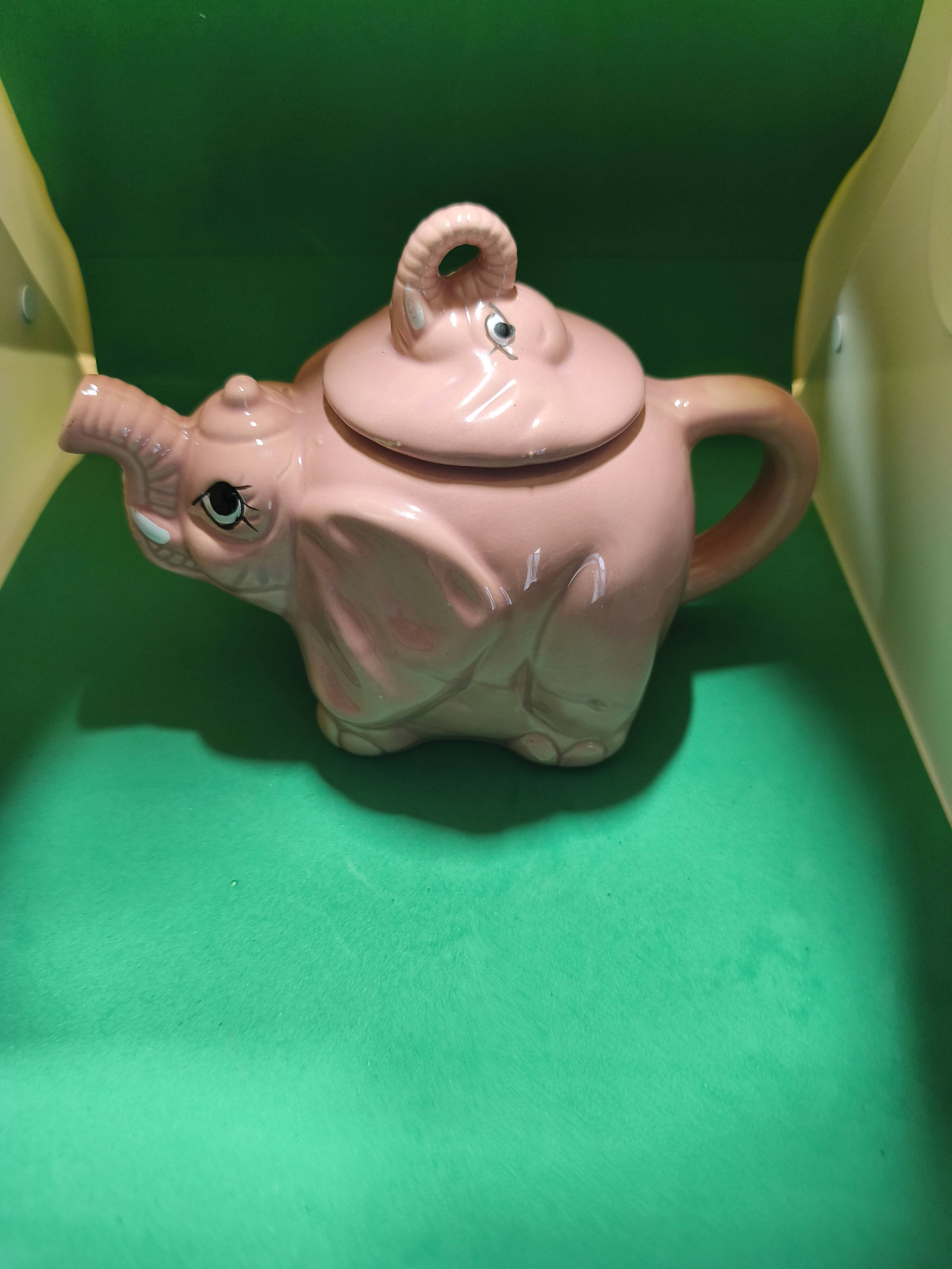 Pink porcelain elephant teapot