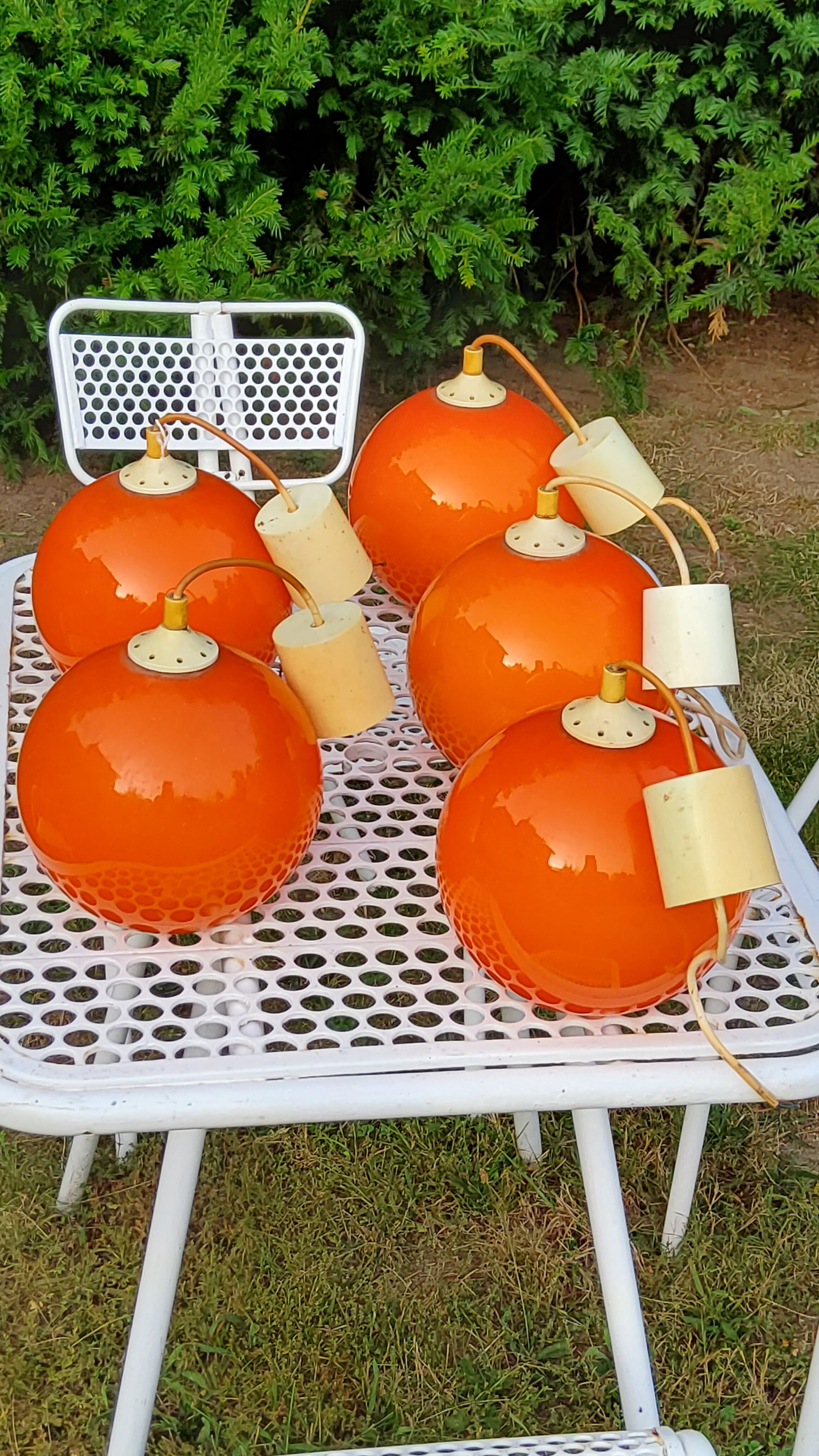 Set of 5 orange glass ball pendants from the 70s