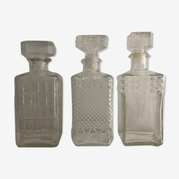 Trio de carafes vintage dépareillées