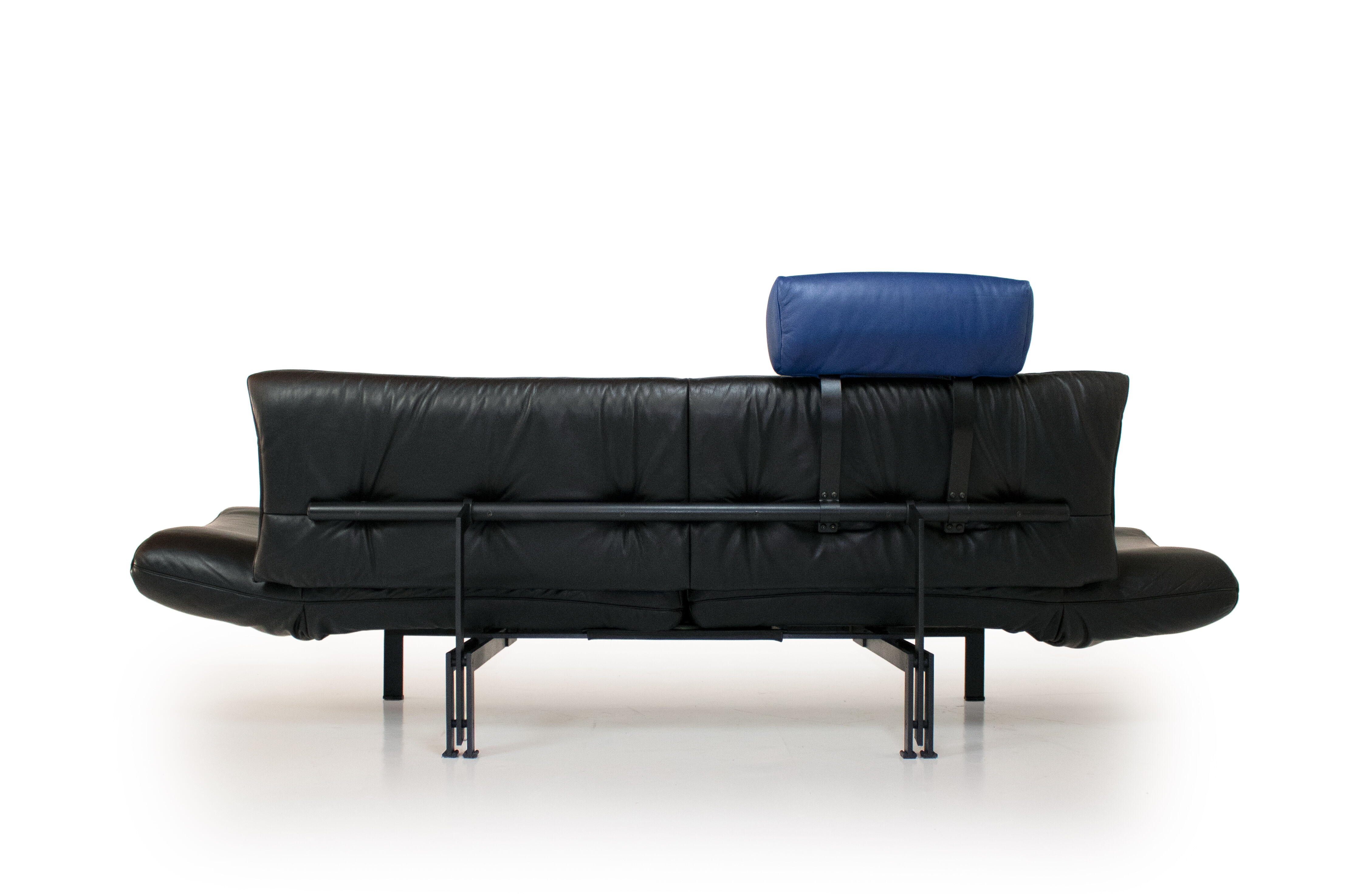 DS-140 sofa, by Reto Frigg for De Sede