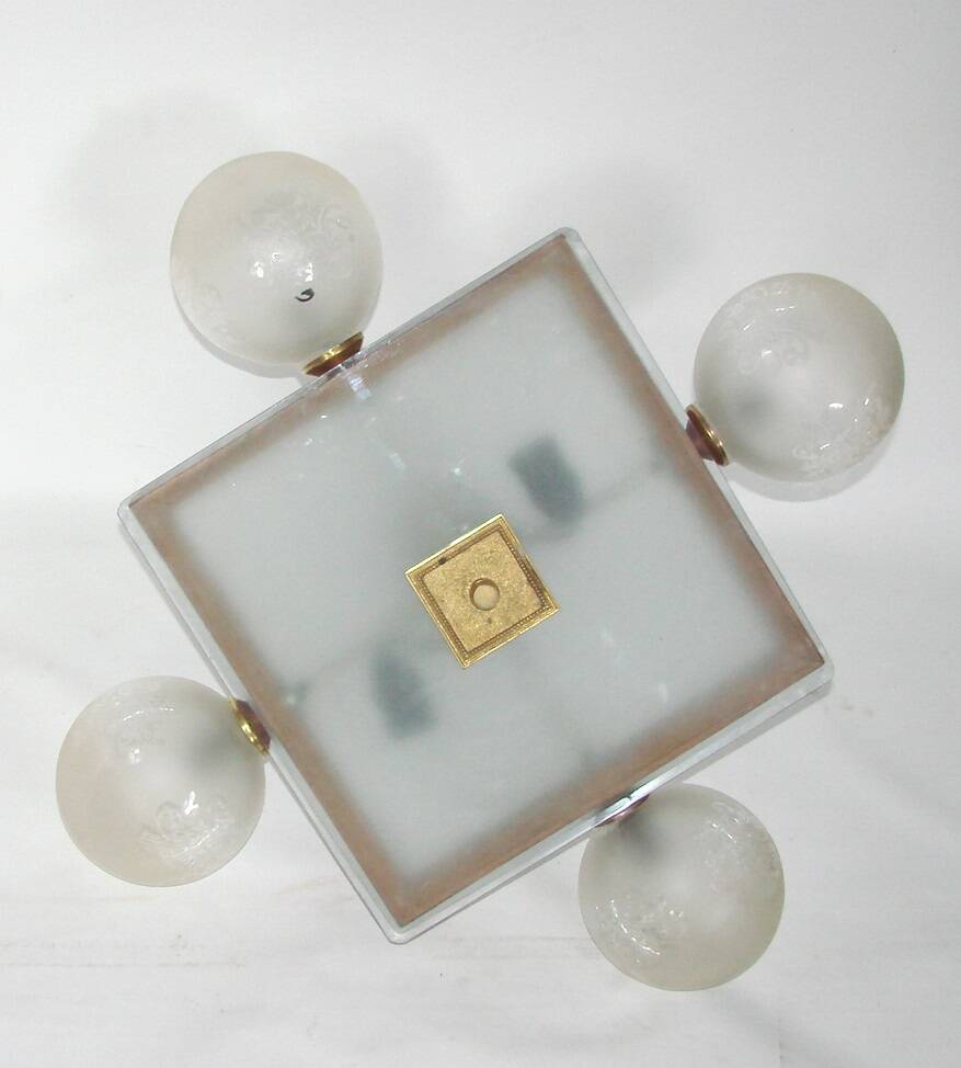 Mid-century vintage chandelier, 1950s, brass, wood and frosted glass, 4x E1