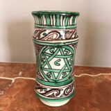 Vase signed punter