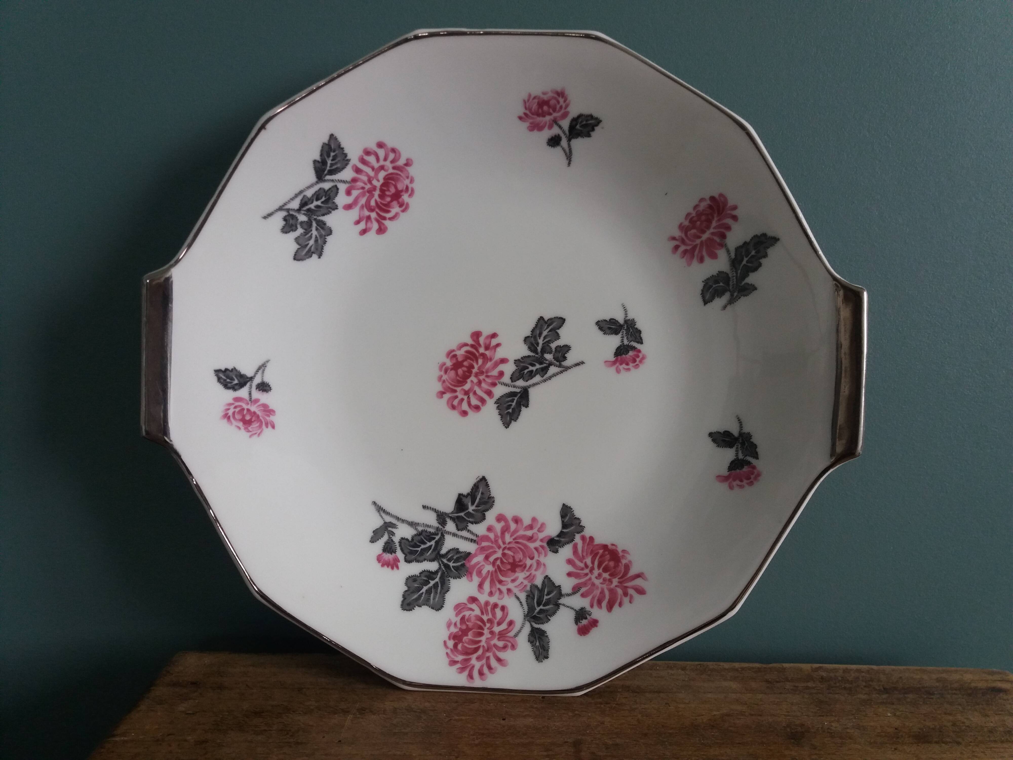 Deep dish in Limoges porcelain, Michelaud Frères