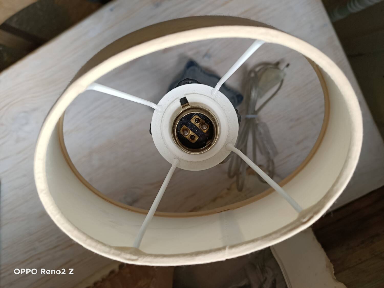 Paire de lampes en verre bleuté