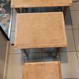 Air-glued solid wood nesting table