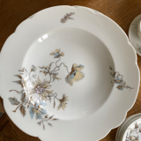Porcelain crockery service