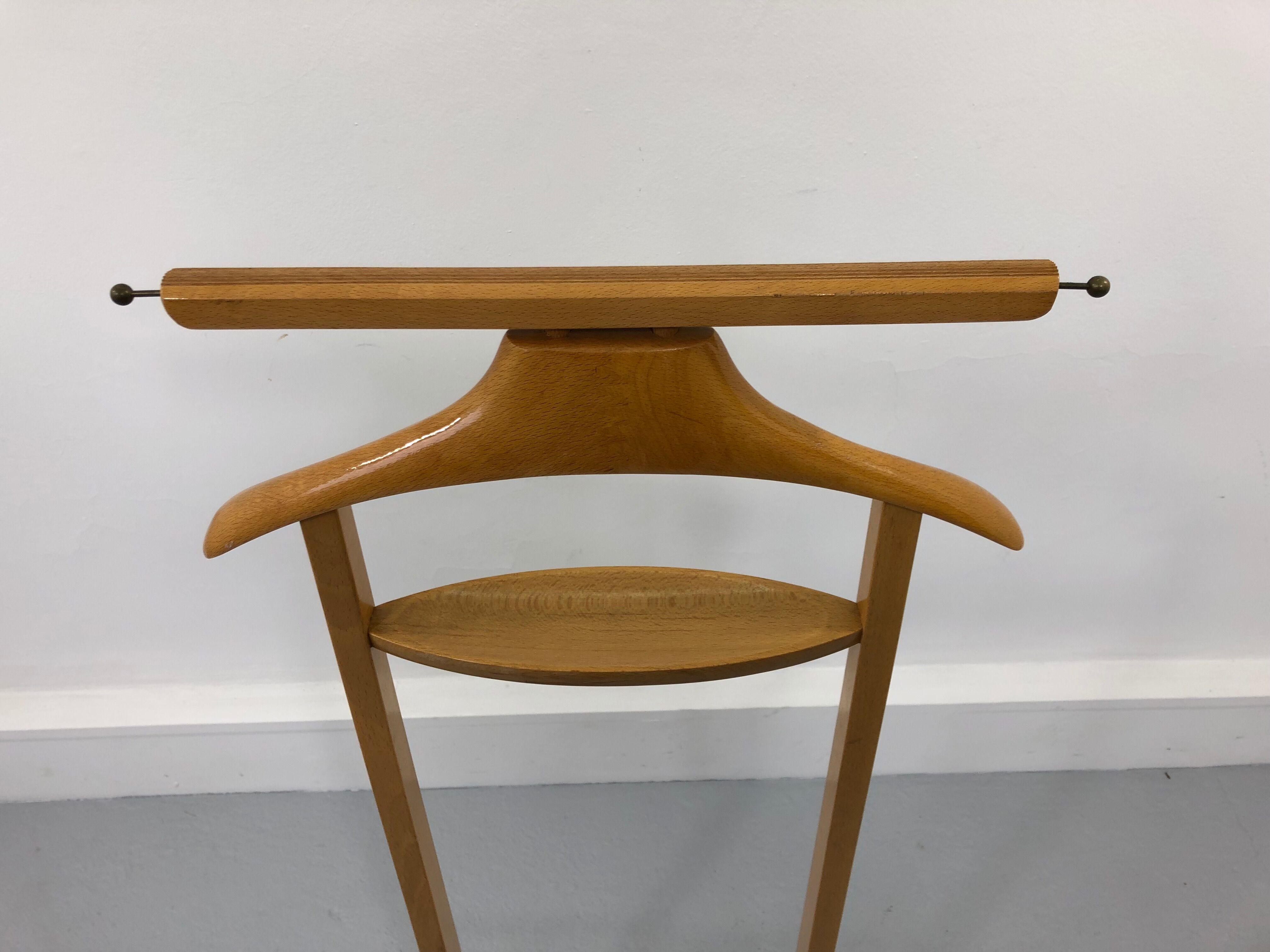 Mid-Century Italian Beechwood & Brass Suit Rack from Fratelli Reguitti, 1950s