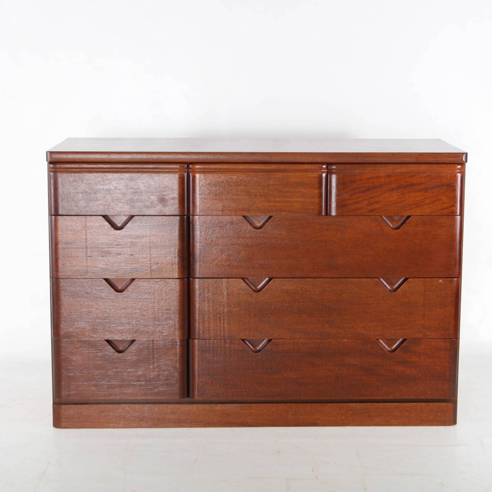 Japanese commode