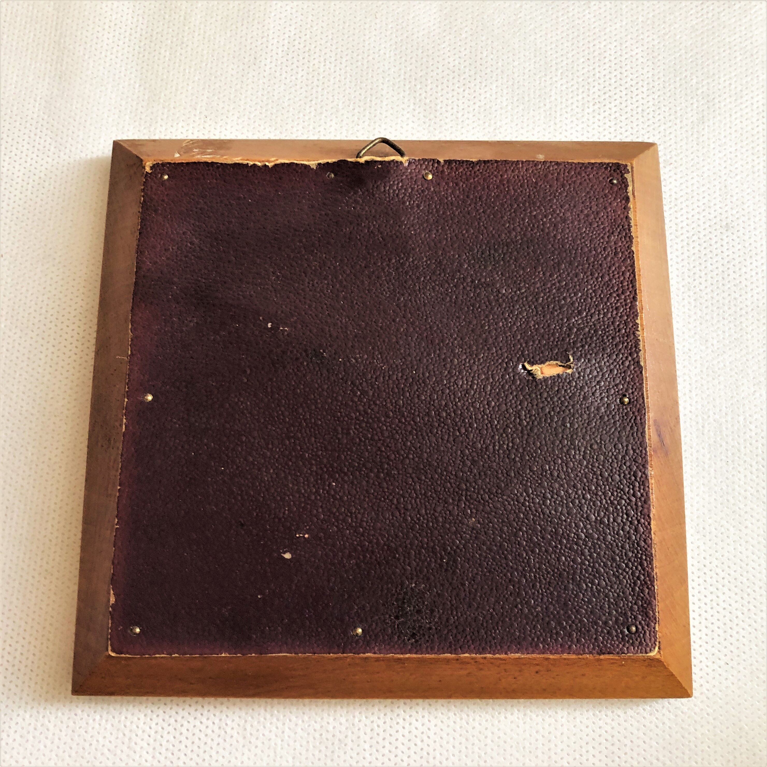 Wall frame portrait woman Empire style