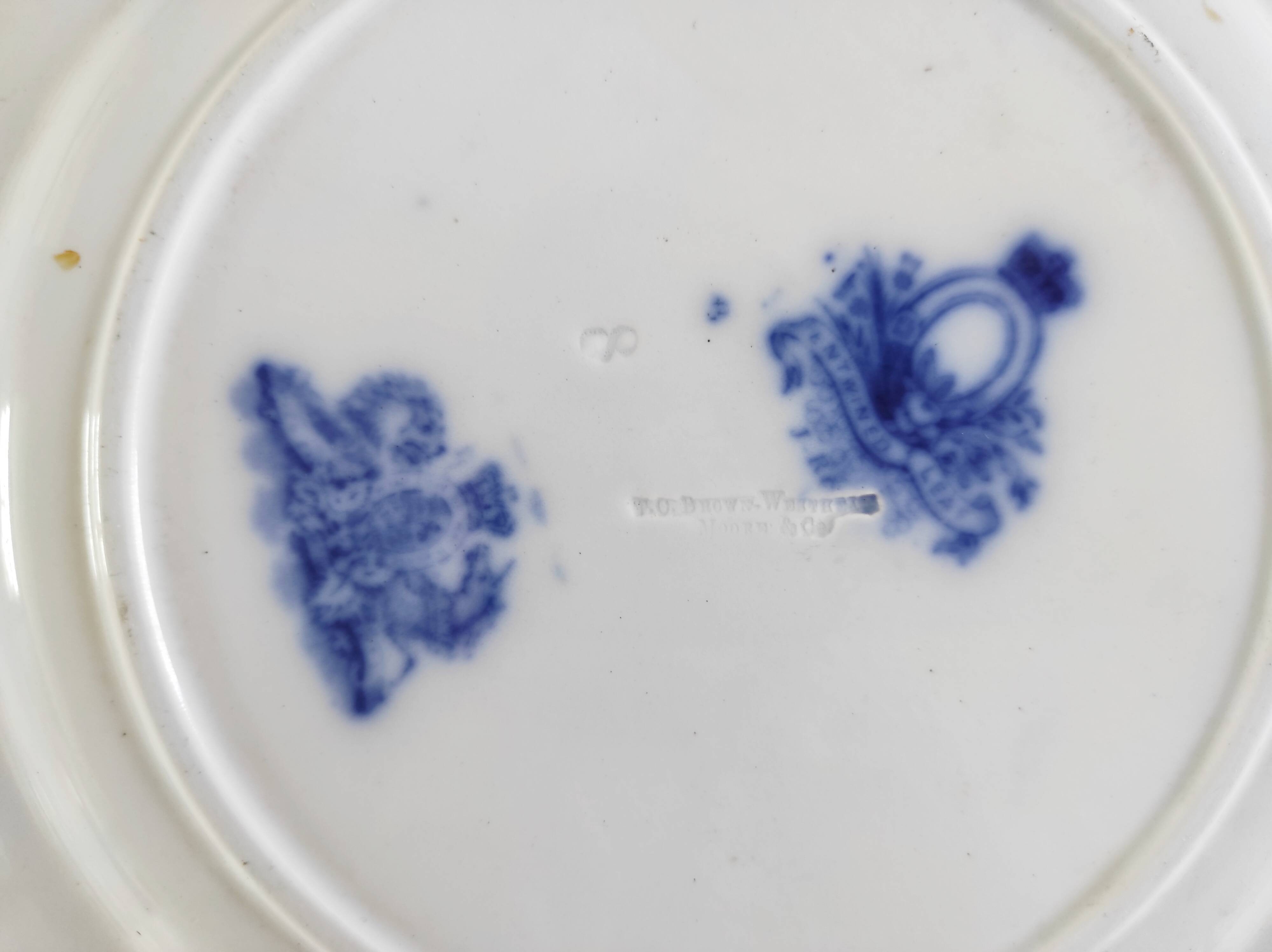 Pair of English earthenware plates, leaf pattern.