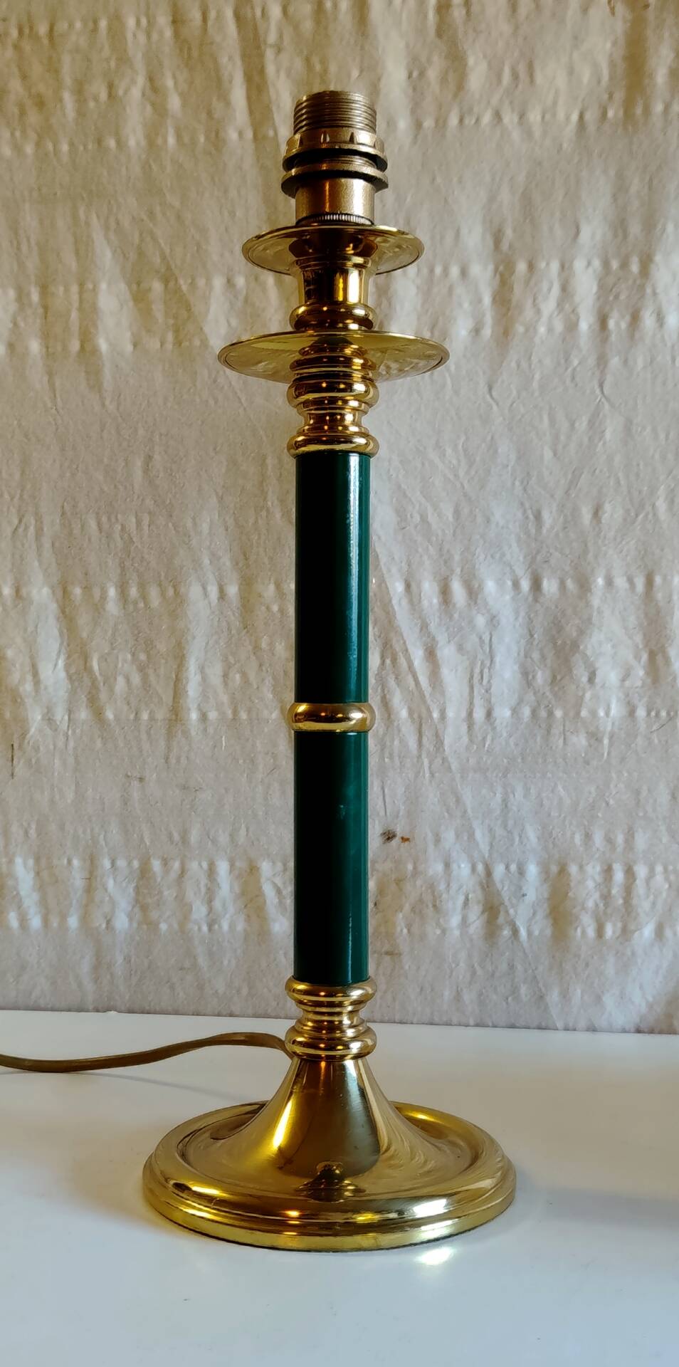 English table lamp base in gilded brass - mid 20th century.