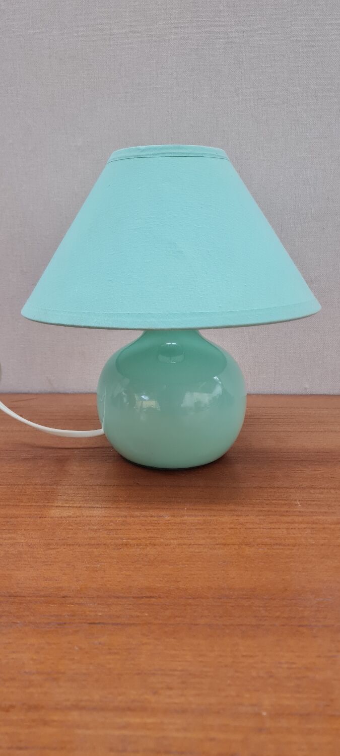 Ceramic table lamp