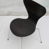 Chair 3107 Arne Jacobsen in black with polstery