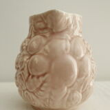 Pink pitcher - glazed ceramics - raspberry reliefs - Salins les Bains