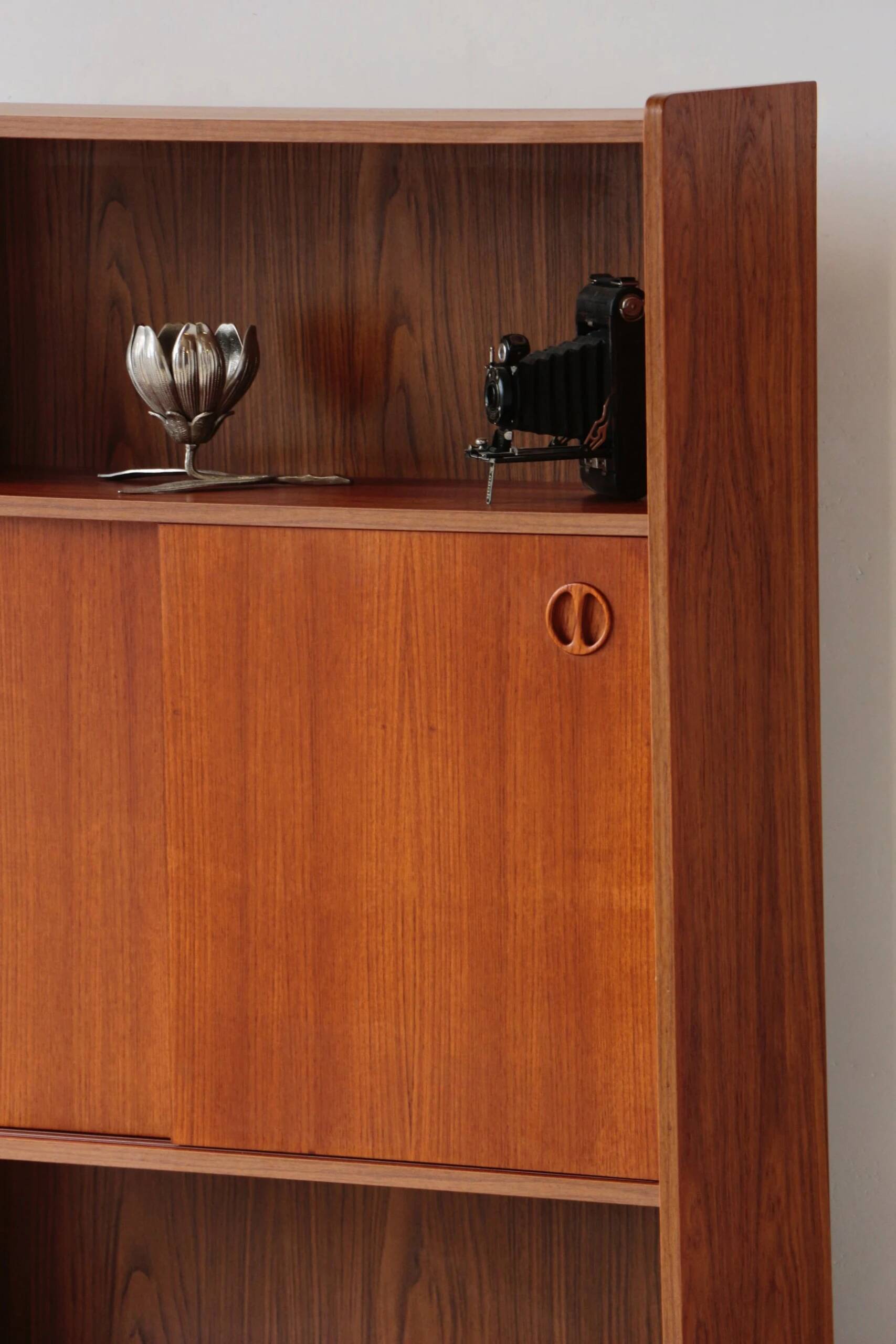 Vintage Scandinavian teak bookshelf – 1960s
