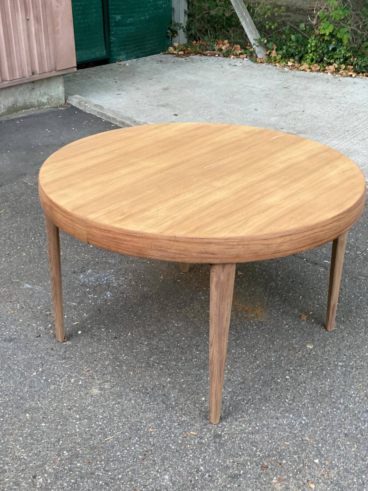 Authentic Scandinavian round table BAUMANN stripped in raw teak 1960